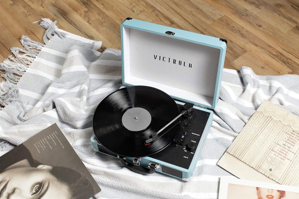 Victrola Vintage 3-Speed Bluetooth Portable Suitcase Record Player with Built-in Speakers | Upgraded Turntable Audio Sound| Includes Extra Stylus | Turquoise, Model Number: VSC-550BT-TQ : Electronics